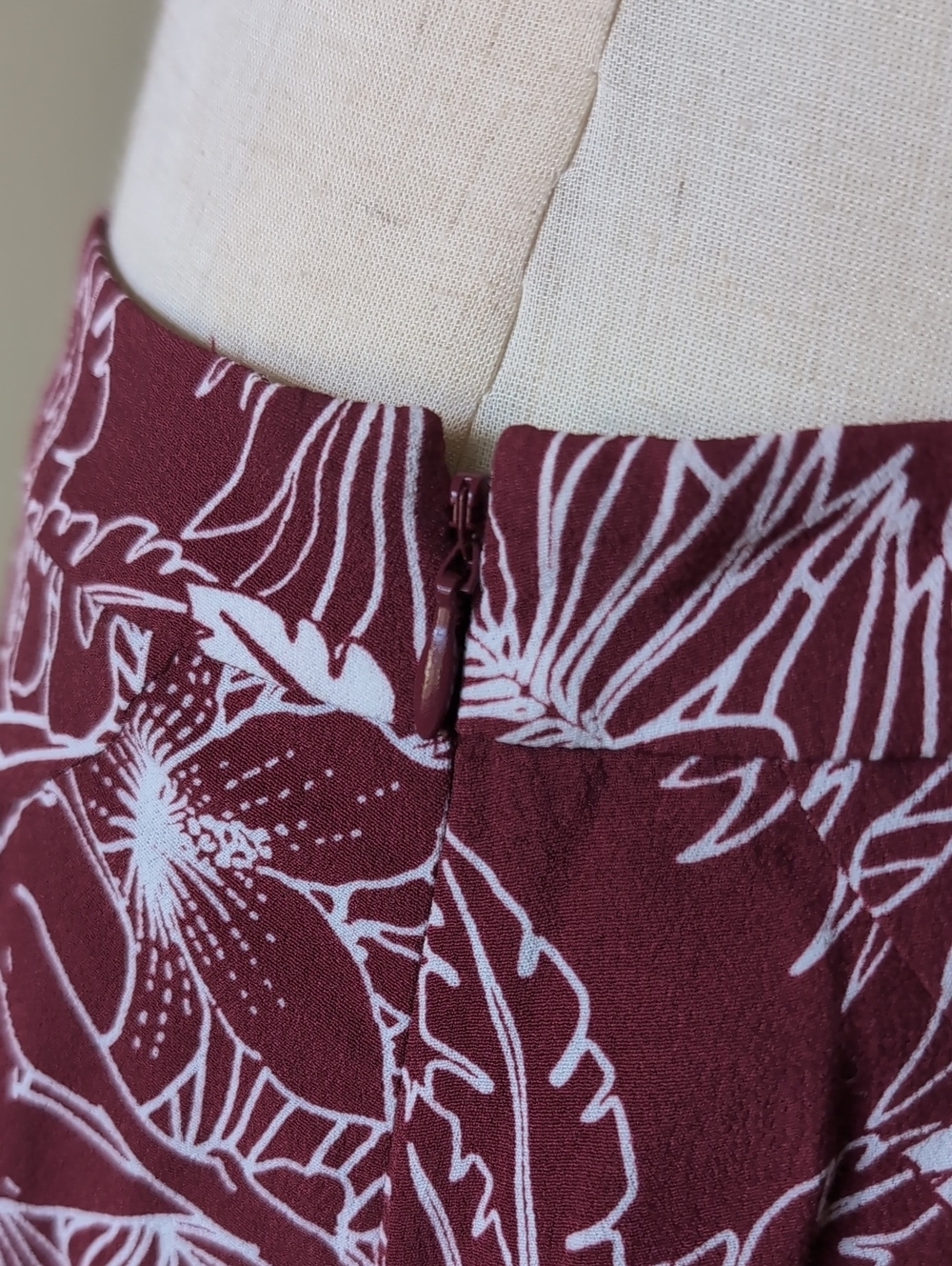 Hawaiian Skirt - Picture 13 of 14